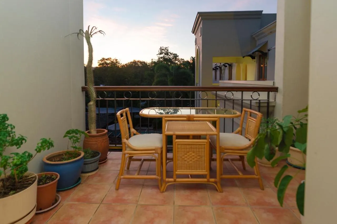 Luxury Apartment Studio Port Douglas 65 Sq Mtrs And Bath 0*,